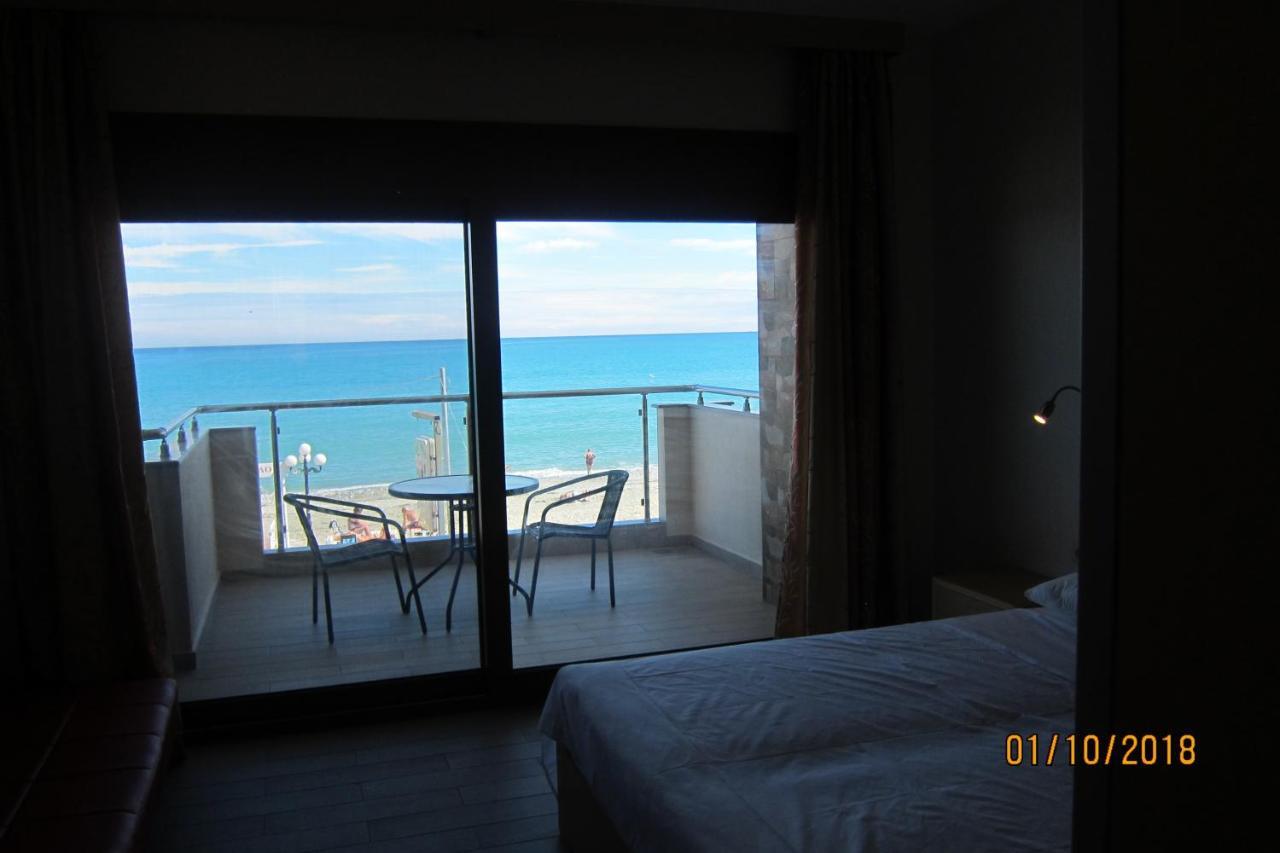 Apartments By The Sea 乐托卡亚 外观 照片