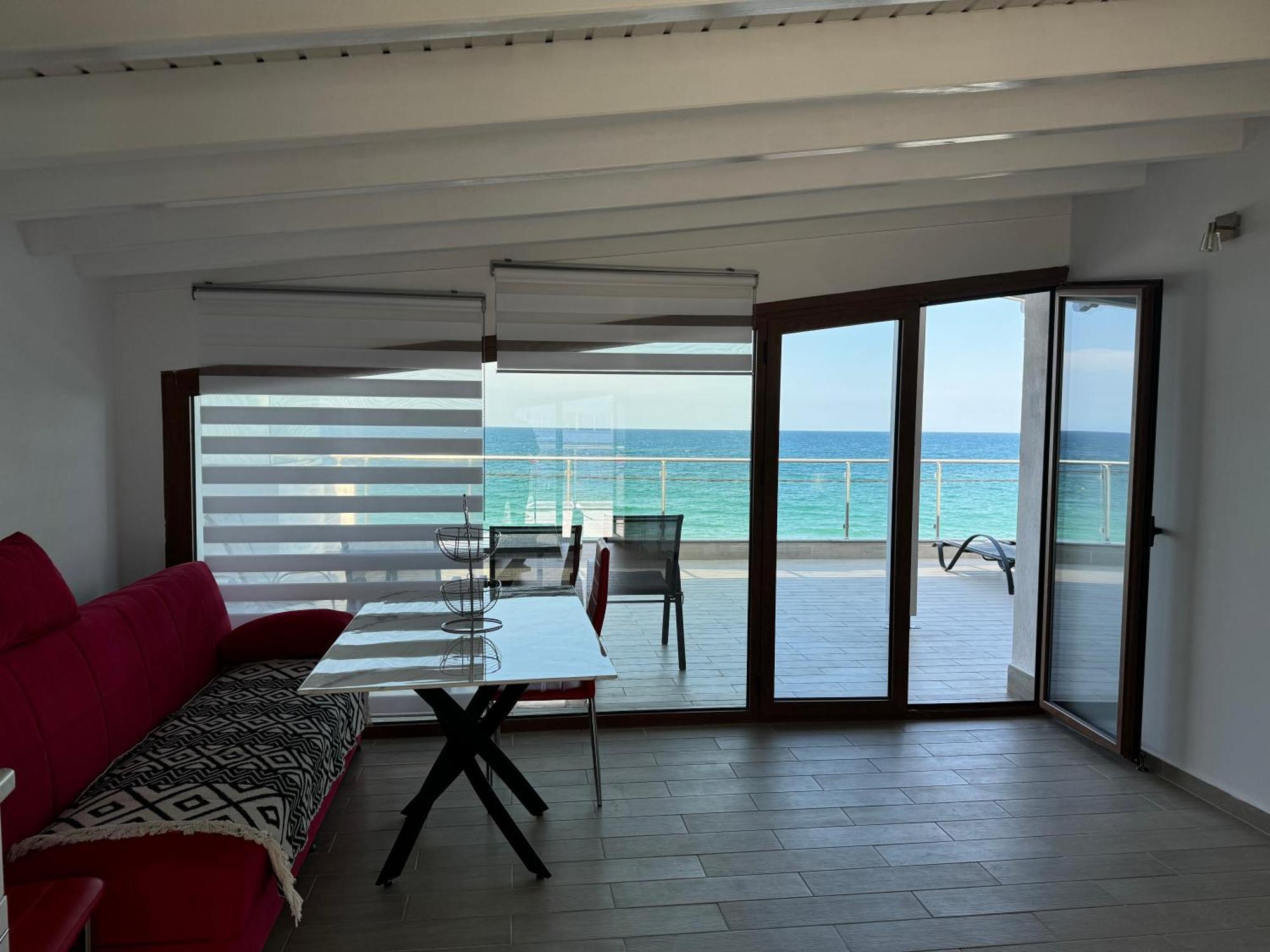 Apartments By The Sea 乐托卡亚 外观 照片